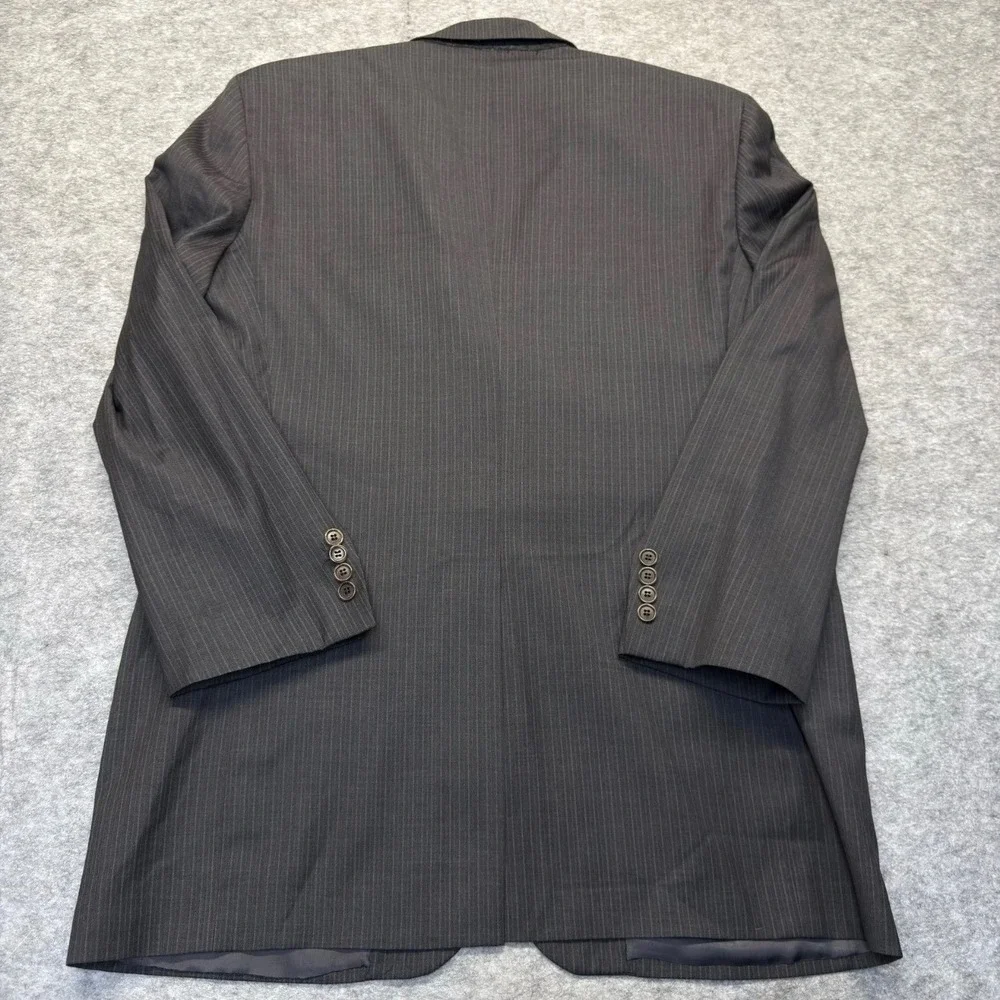 Brooks Brothers up sale